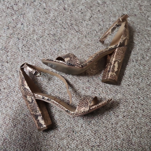 Sam Edelman Shoes - Rosegold Snakeskin Block Heel Sandals